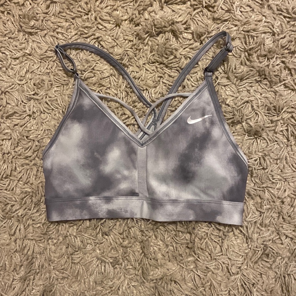 Nike woman’s extra small grey sports bra